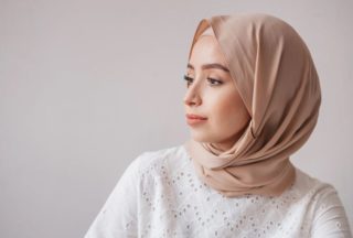 Hijab Friendly Hairdressers in Cardiff