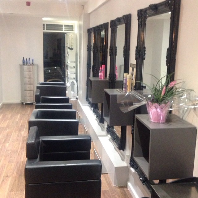 Michelle Marshall Salon Celebrates 3rd Anniversary