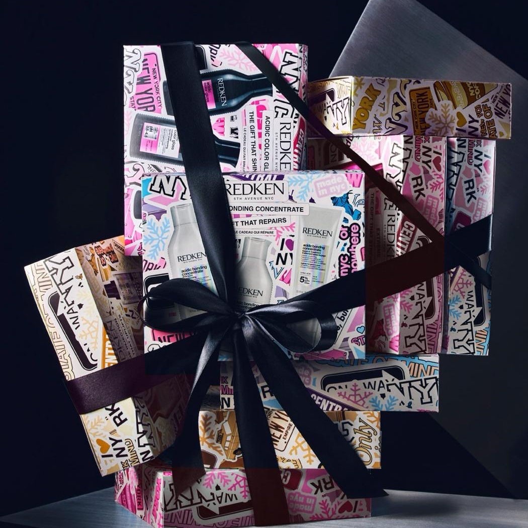 SHOP CHRISTMAS GIFTS