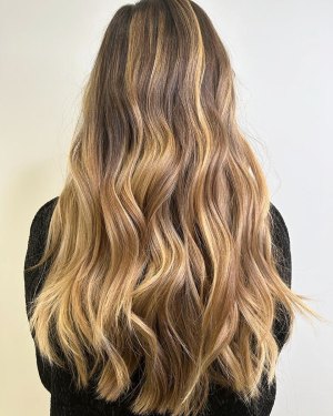 Blonde-Hair-Colour-Experts-Cardiff-Hair-Salons